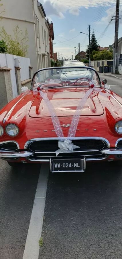 Décoration de mariage sur voiture
